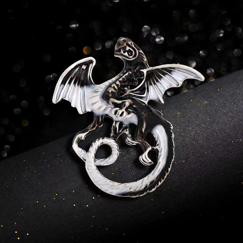 Vintage Dripping Oil Cartoon Flying Dragon Styled brooch for men and women, versatile and personalized suit, coat accessories, pin accessories