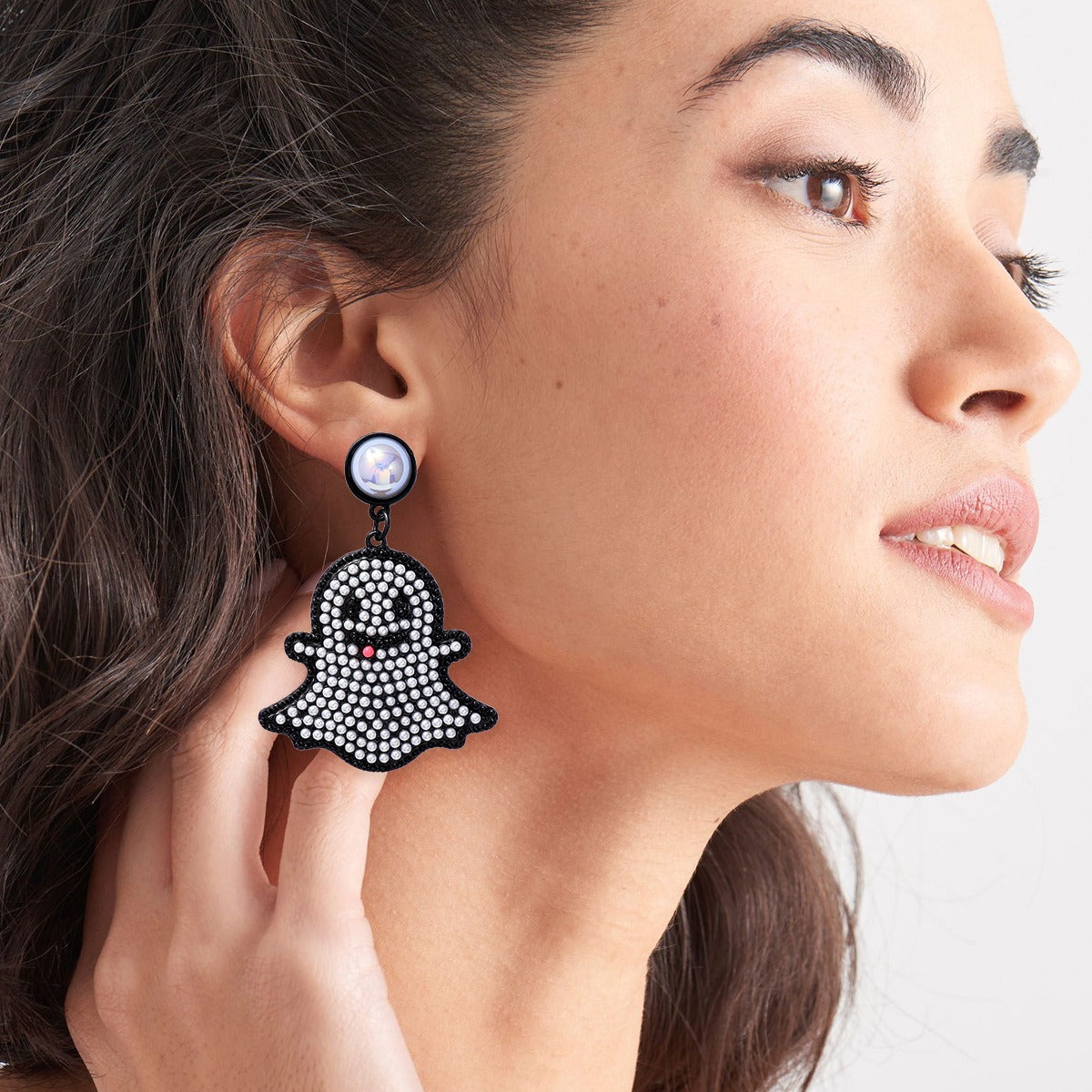 Cartoon funny and cute little ghost pearl ghost face earrings Halloween ghost earrings