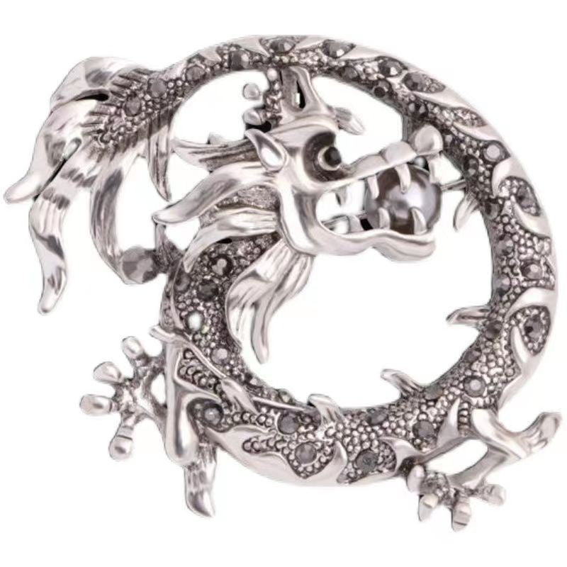 Vintage Dripping Oil Cartoon Flying Dragon Styled brooch for men and women, versatile and personalized suit, coat accessories, pin accessories