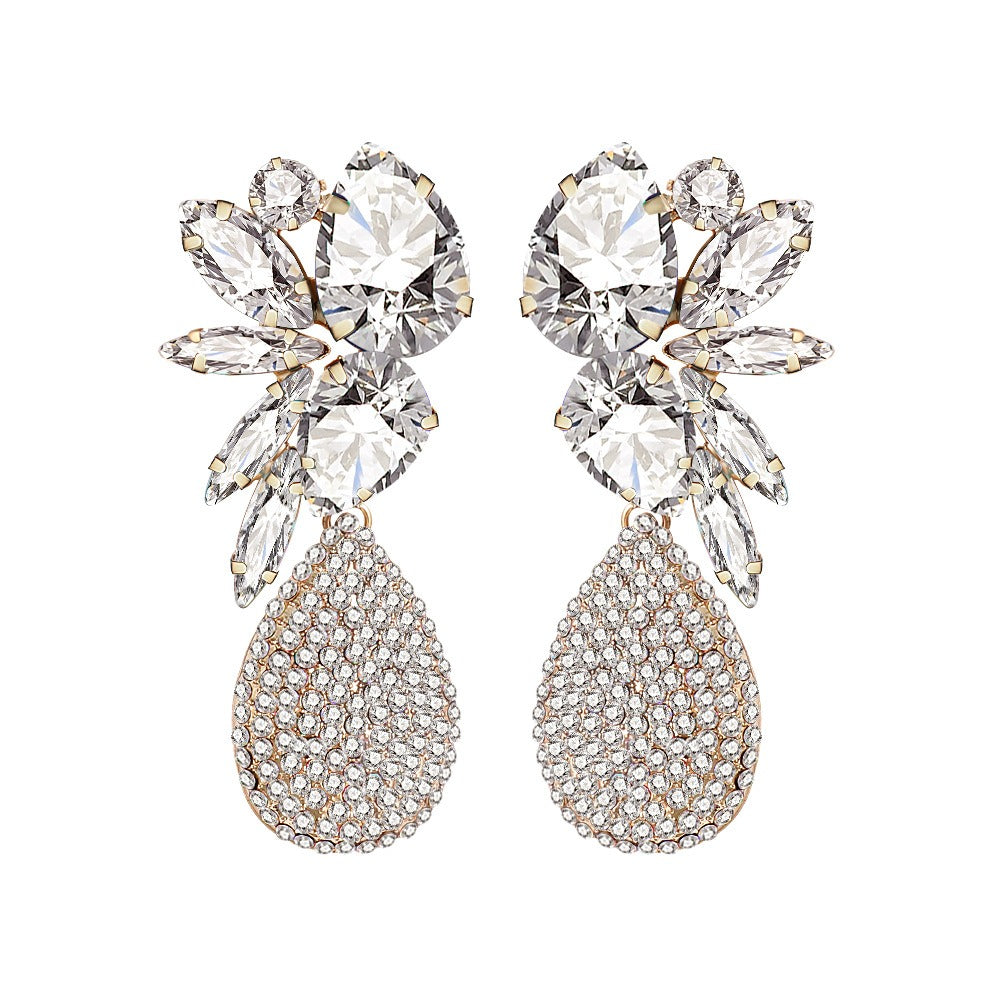 Droplets full of diamond earrings, elegant and trendy accessories with feminine temperament and personality